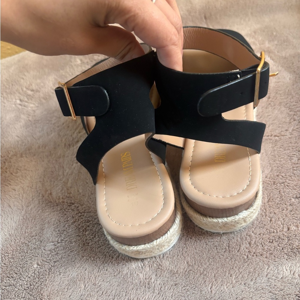 Elegant Black Espadrille Sandals - Picture 2 of 8